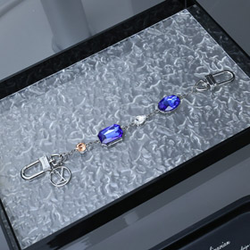 Louis Vuitton LV diamond enchantment chain bag decoration double spring buckle chain pendant -0140