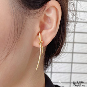 Tiffany diamond knot earrings-0455  